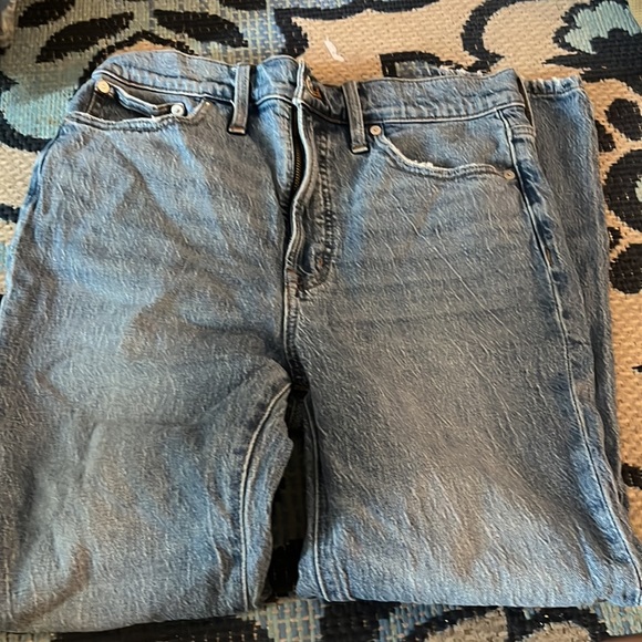 Madewell The Perfect Vintage Jean in Belbury Wash: TENCEL™ Denim Edition - Picture 6 of 10